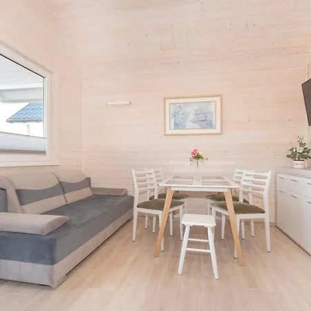 Letniskowe Biala Perla Lodge *