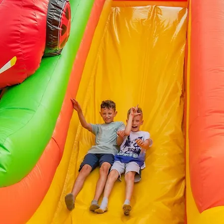 Letniskowe Biala Perla * Jezierzany