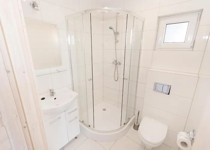 אכסניה Letniskowe Biala Perla Jezierzany